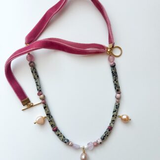 So pearls, so ribbon